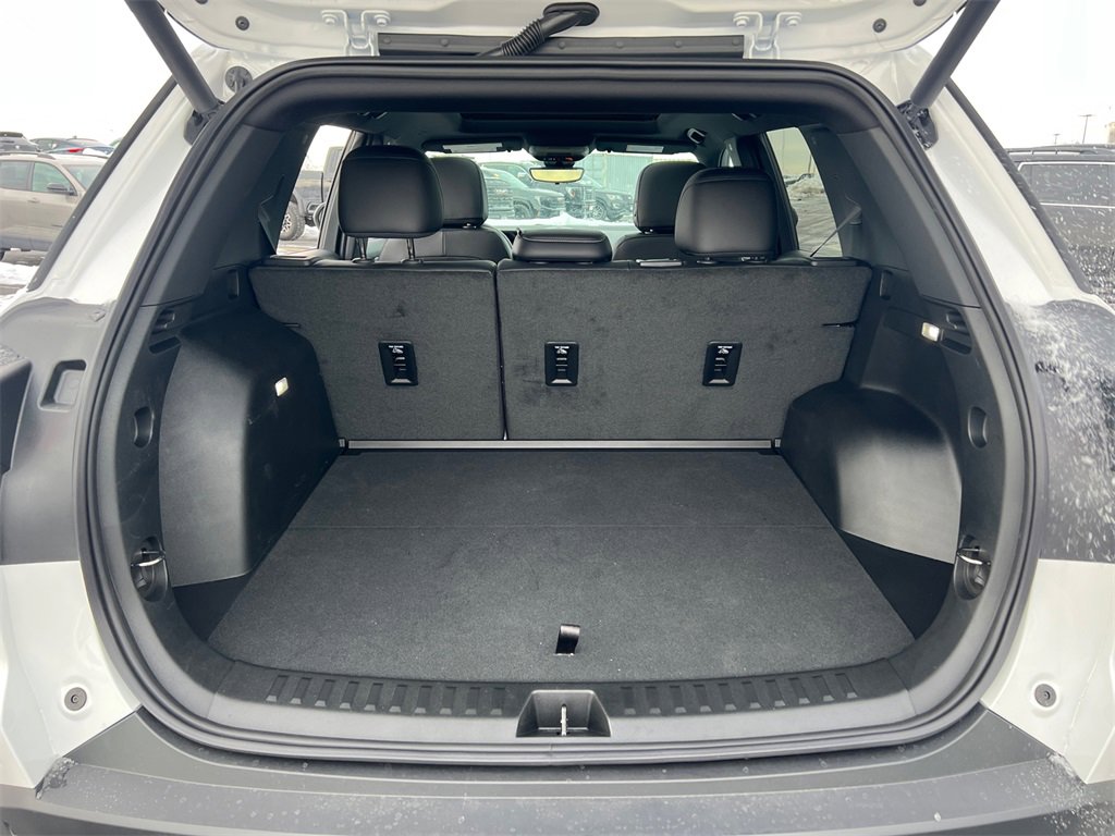 2026 GMC TERRAIN - Image 33