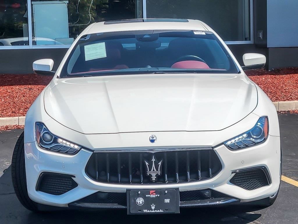 2022 Maserati Ghibli Modena Q4 photo 2