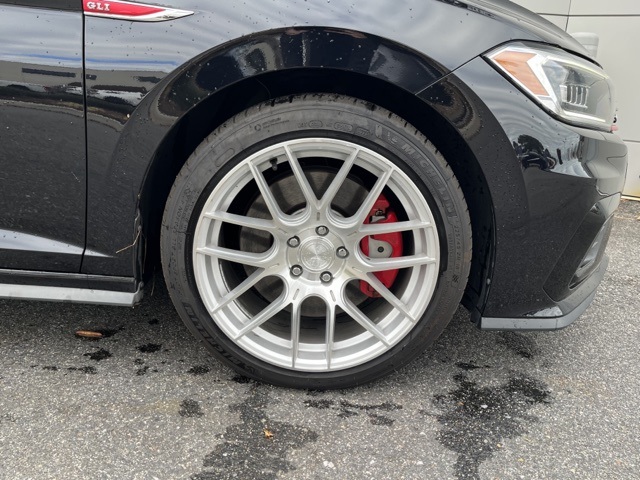 2019 Volkswagen Jetta GLI 2.0T Autobahn photo 3