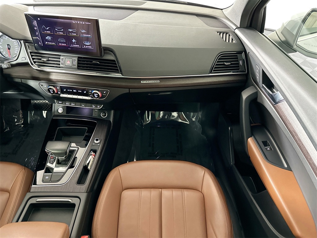 2022 Audi Q5 45 S line Premium photo 26