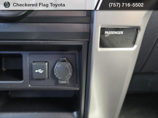 2024 Toyota 4Runner SR5 photo 33