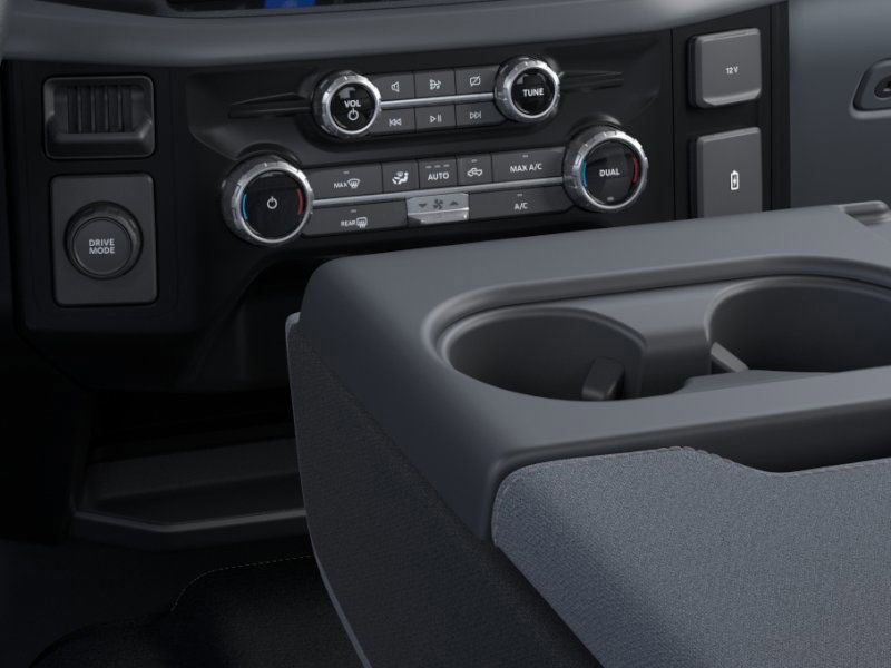 2025 Ford F-150 XLT photo 15