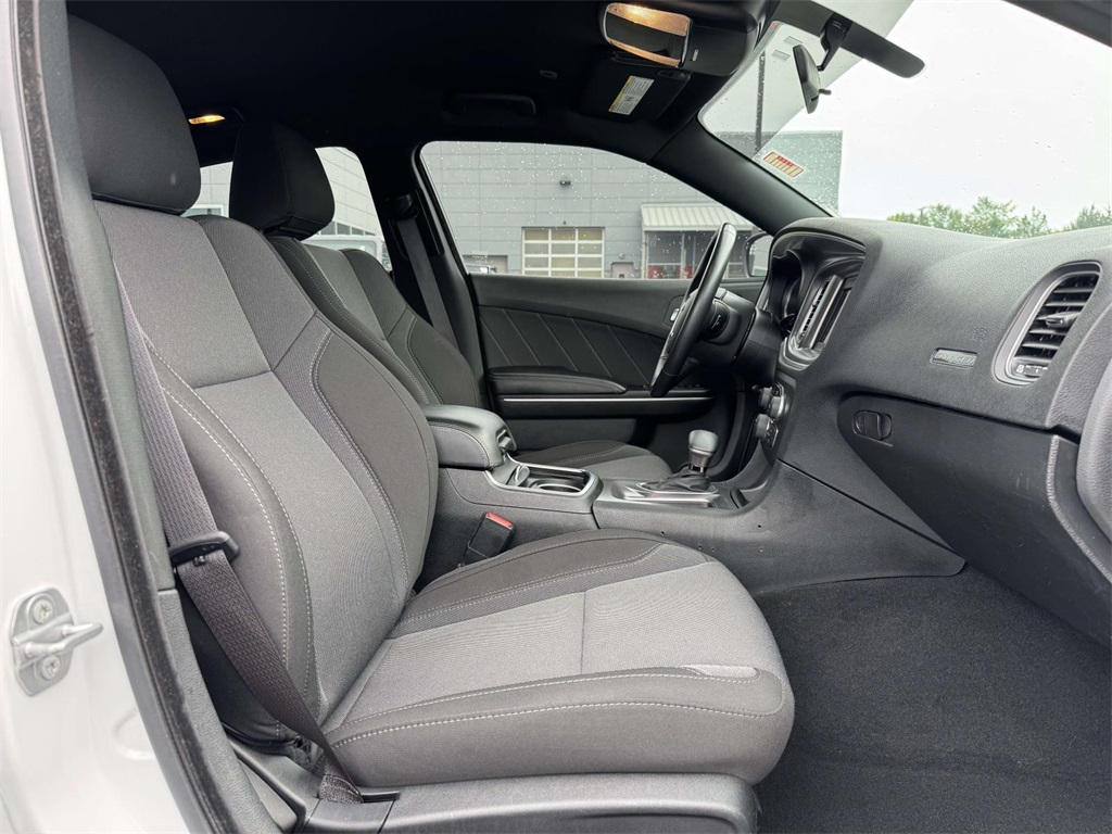 2019 Dodge Charger SXT photo 14