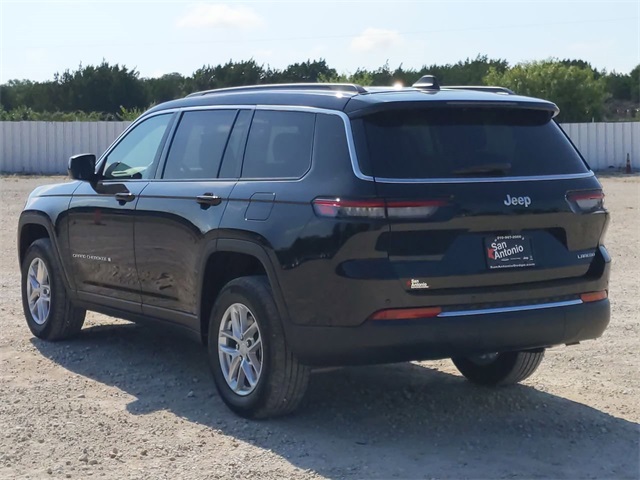 2025 Jeep Grand Cherokee Laredo Altitude photo 6