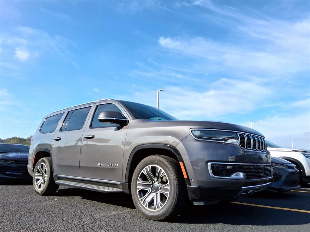 2022 Jeep Wagoneer Series III's photo