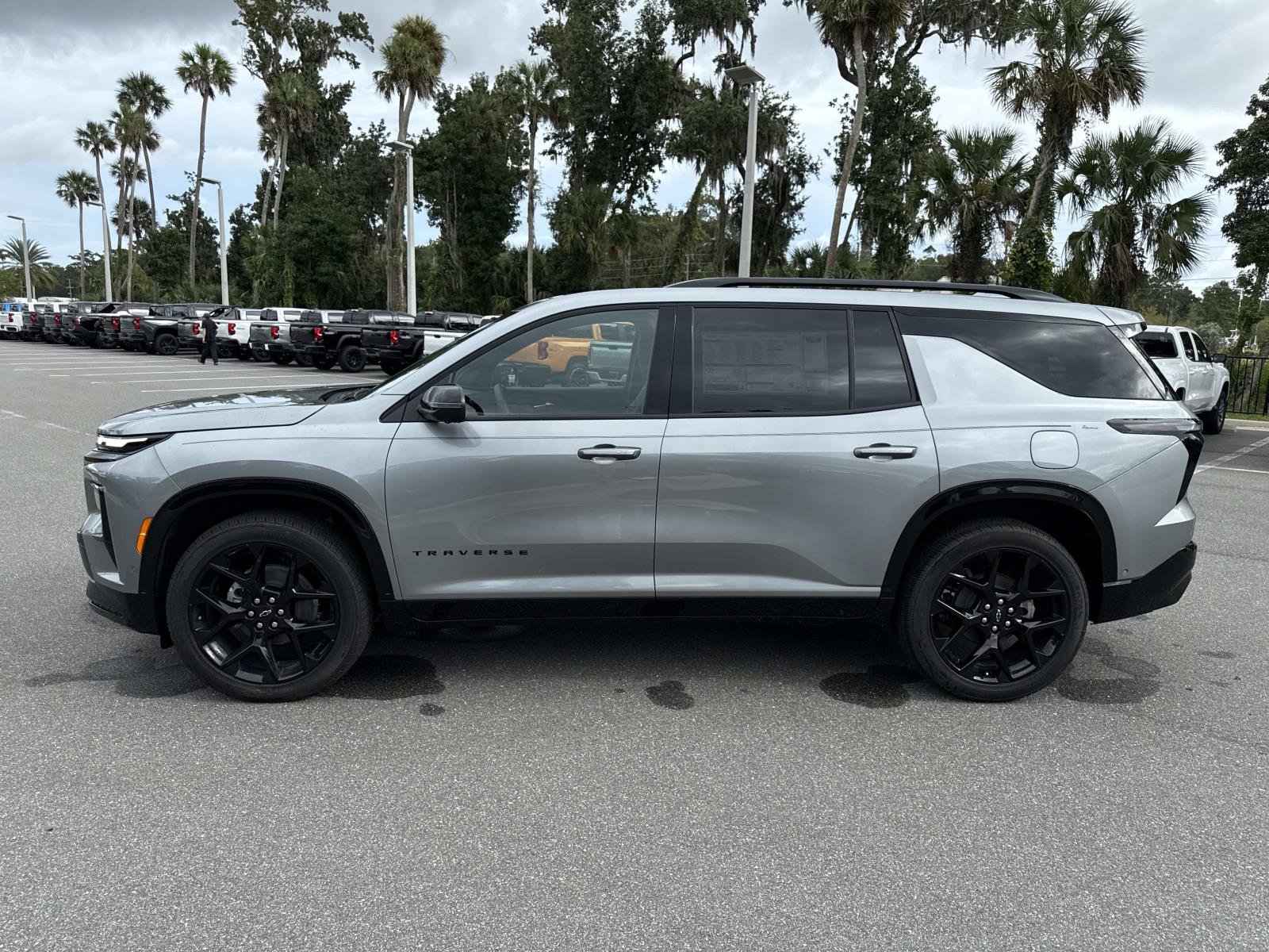 2026 Chevrolet Traverse RS photo 6
