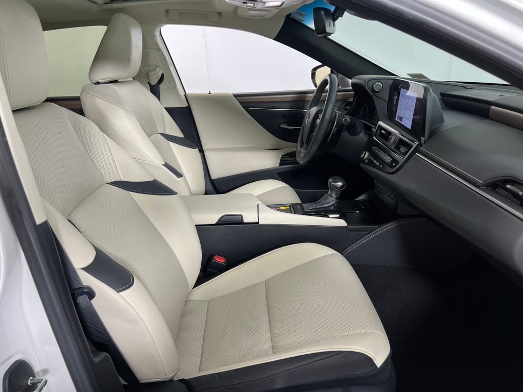 2023 Lexus ES 350 photo 29