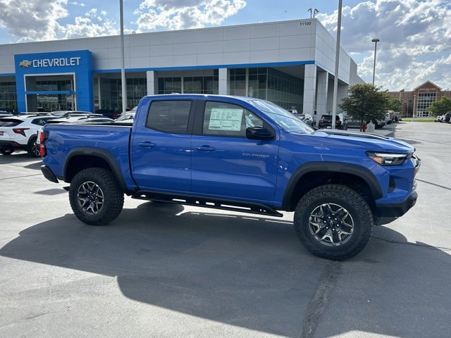 2026 Chevrolet Colorado ZR2 photo 2