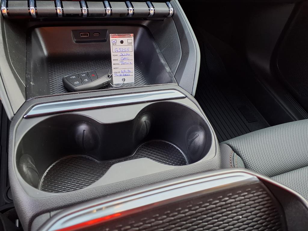 2026 Gmc Terrain AT4 photo 8
