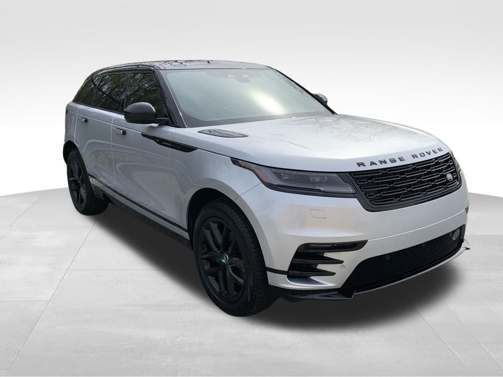 2025 Land Rover Range Rover Velar SE photo 3