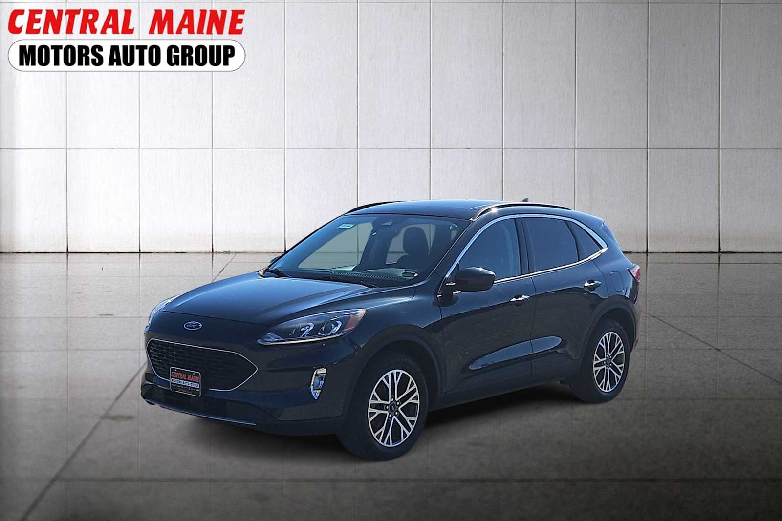 2022 Ford Escape SEL's photo