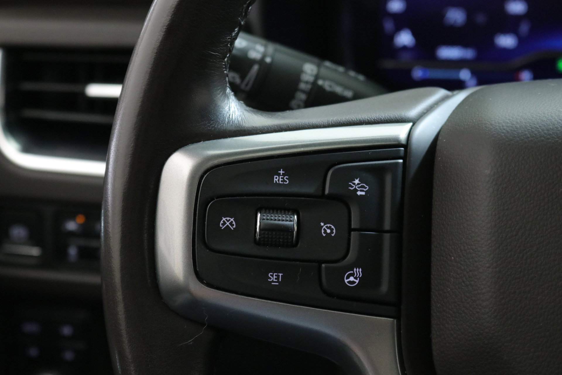 2023 Chevrolet Tahoe Z71 photo 8