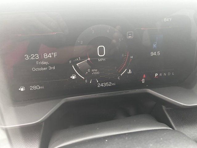 2025 Gmc Acadia Elevation photo 2