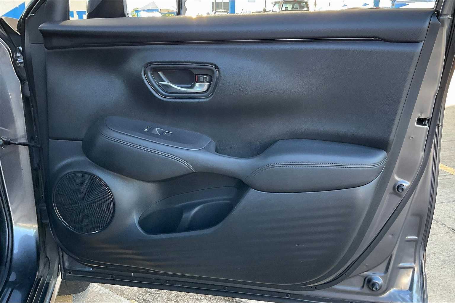 2024 Honda HR-V LX photo 21