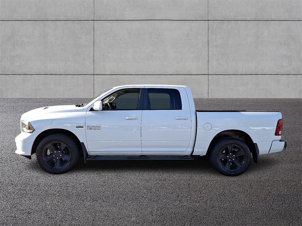 2017 Ram 1500 Sport photo 4