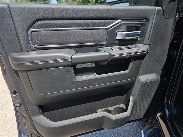 2025 Ram 2500 Big Horn photo 12