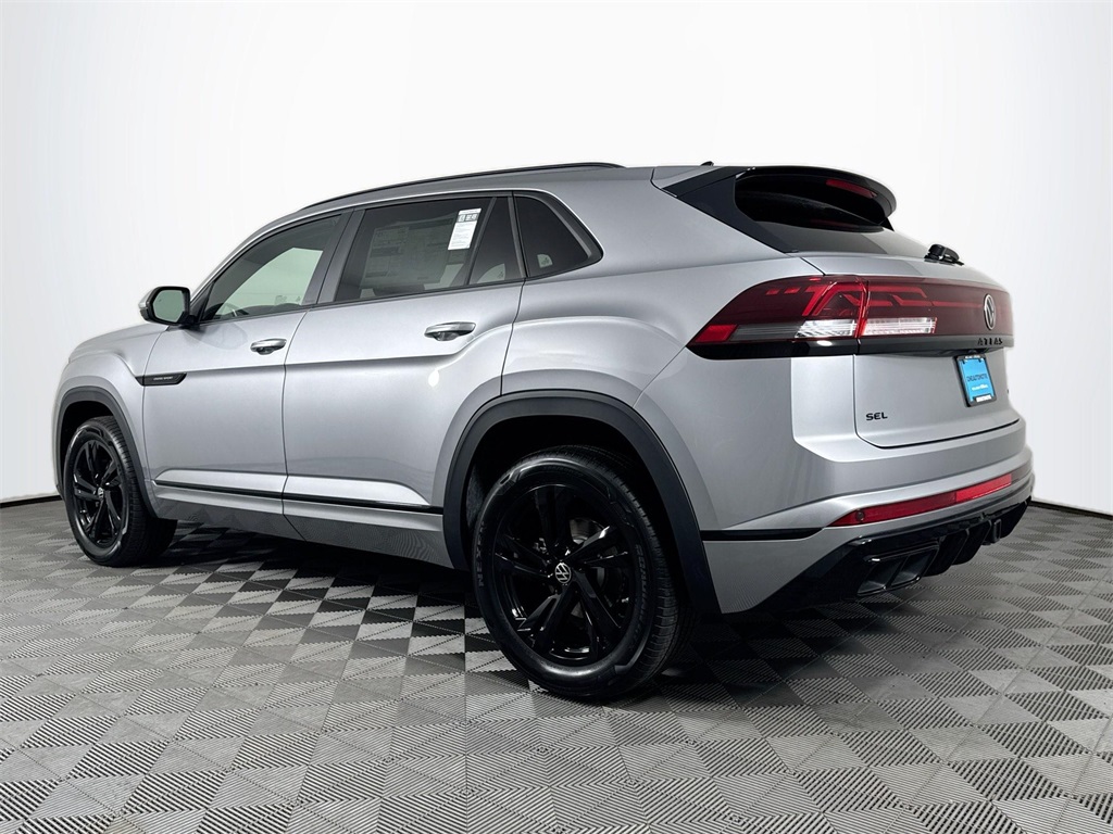 2025 Volkswagen Atlas Cross Sport SEL R-Line photo 11