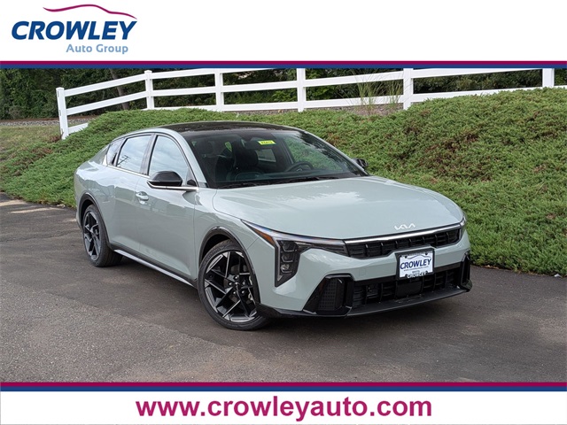 2025 Kia K4 GT-Line's photo