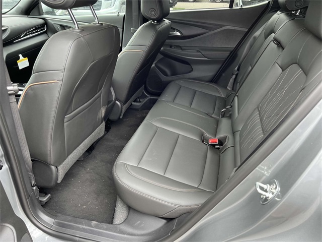 2025 Buick Envista Avenir photo 11