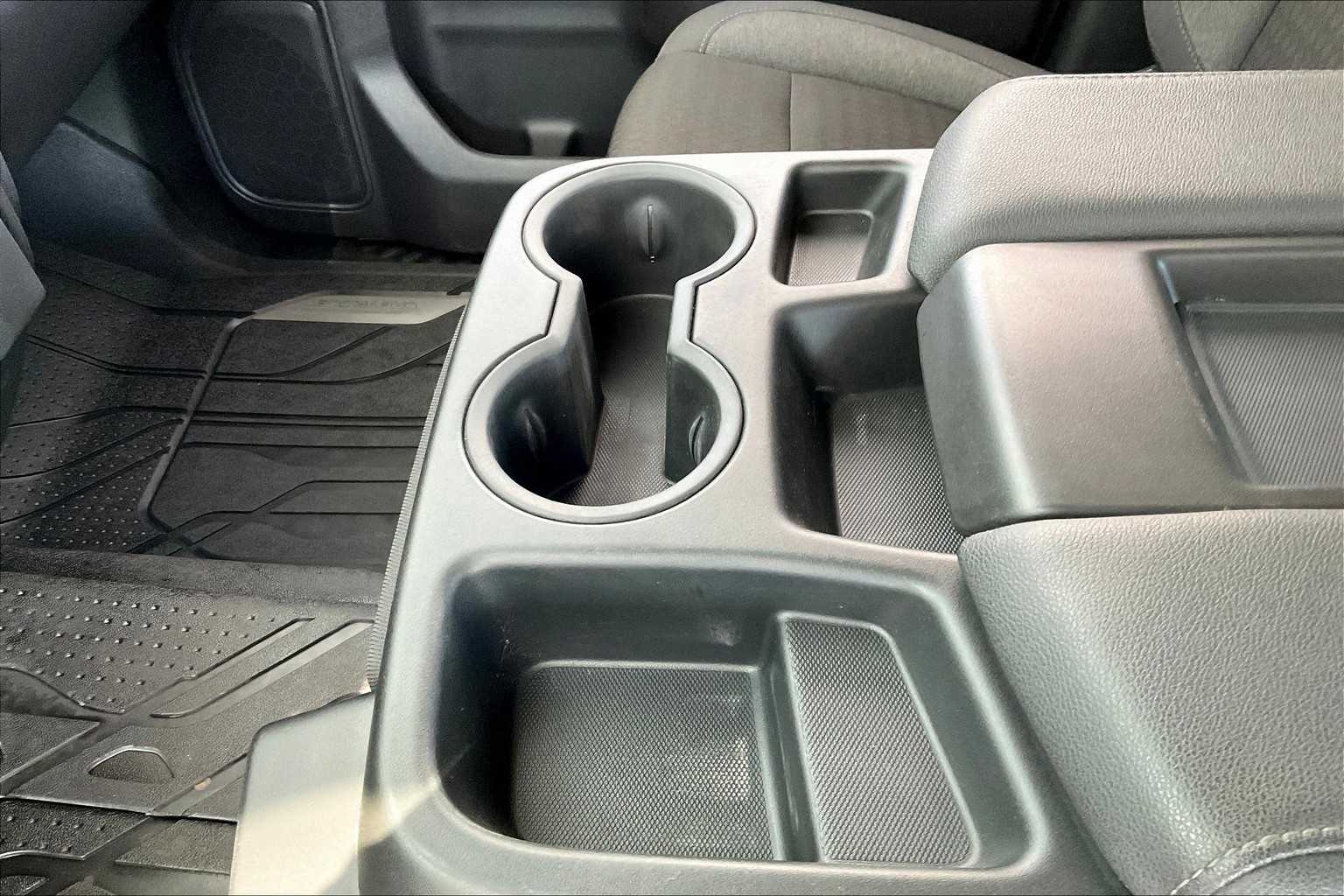 2024 Chevrolet Silverado 1500 Custom photo 14