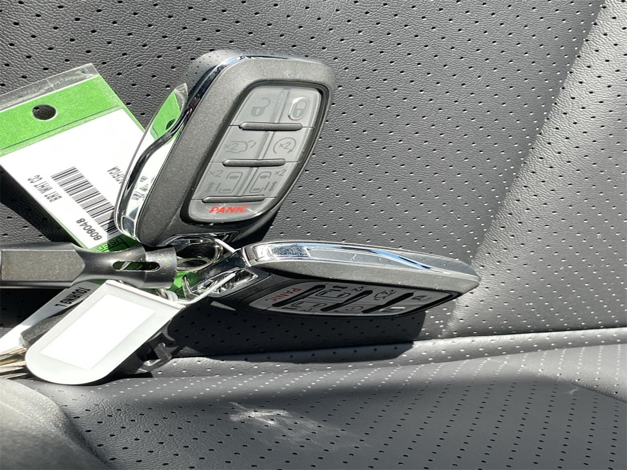 2025 Chrysler Pacifica photo 34