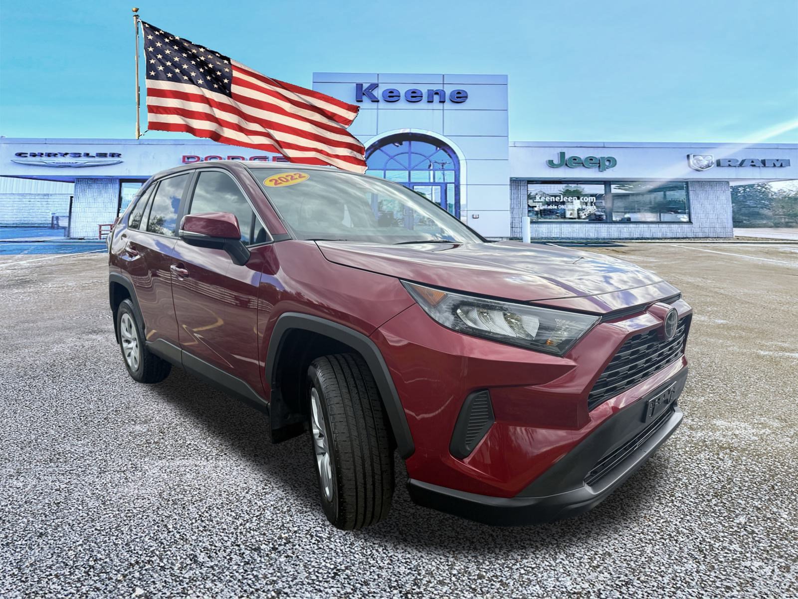 2022 Toyota RAV4 LE photo 3