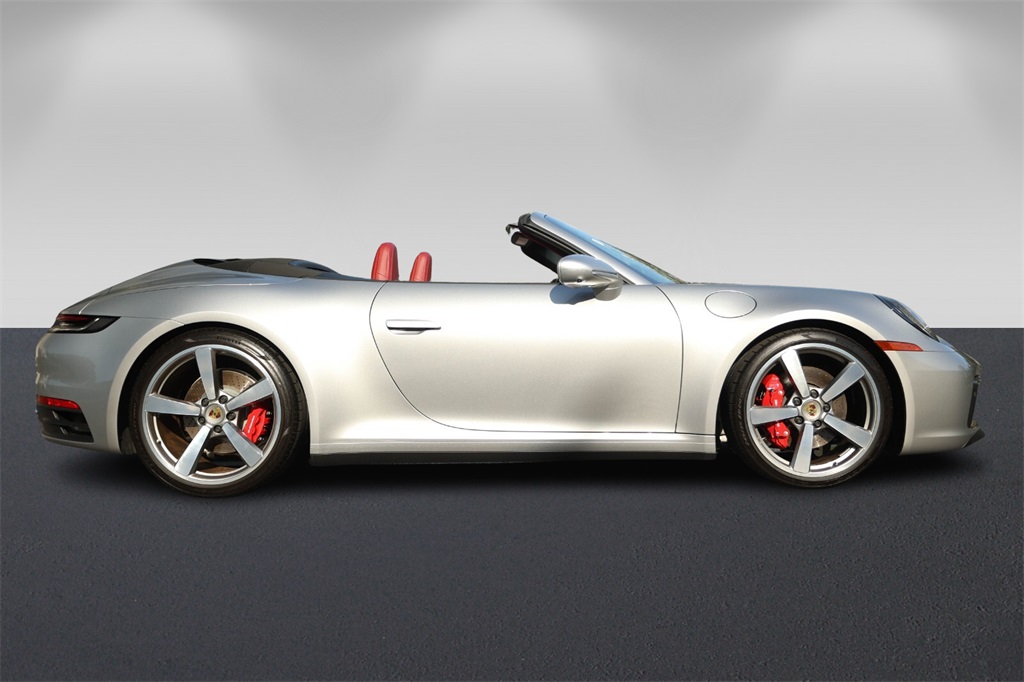 Used 2021 GT Silver Metallic Porsche Carrera S image 2