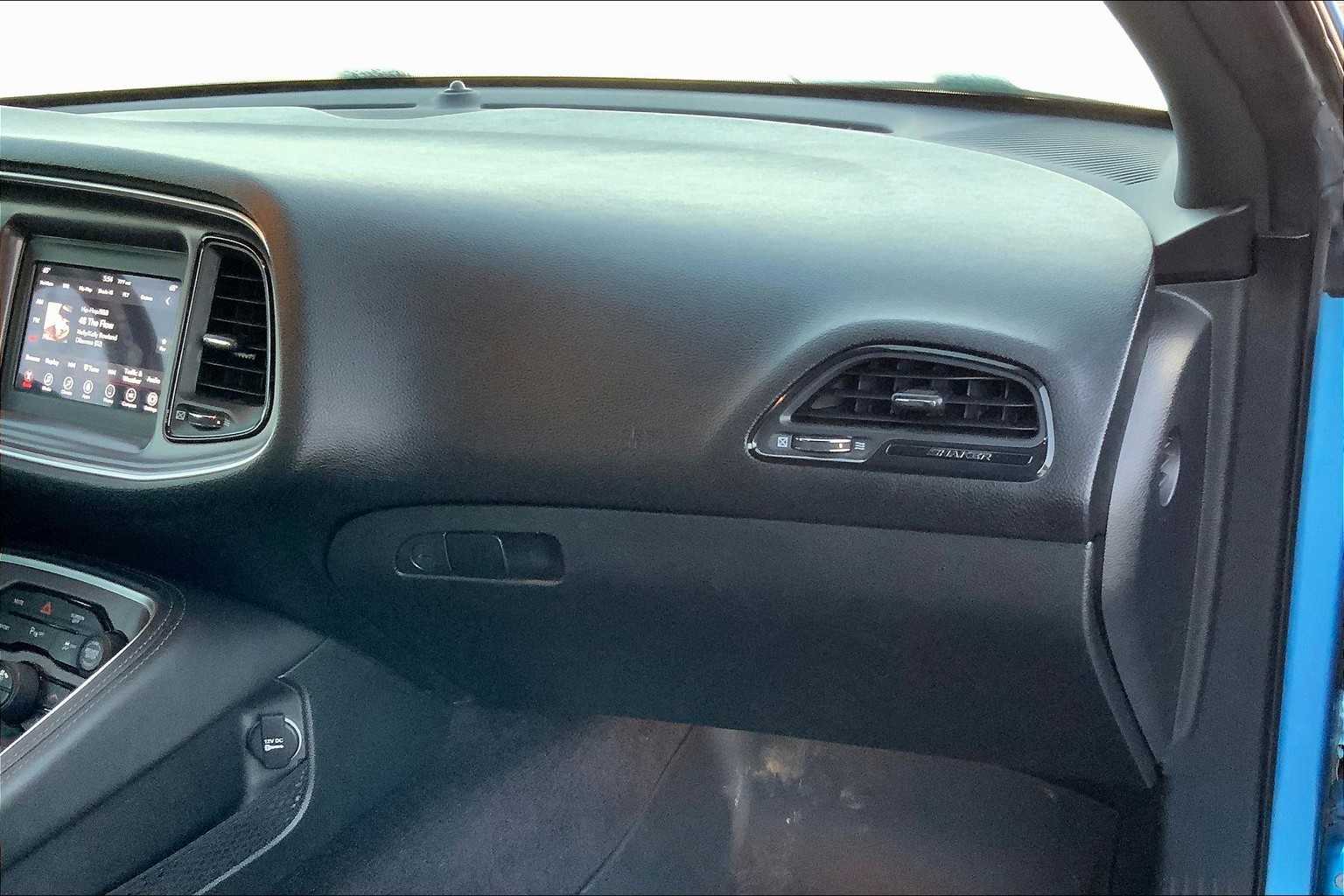 2018 Dodge Challenger R/T Shaker photo 14