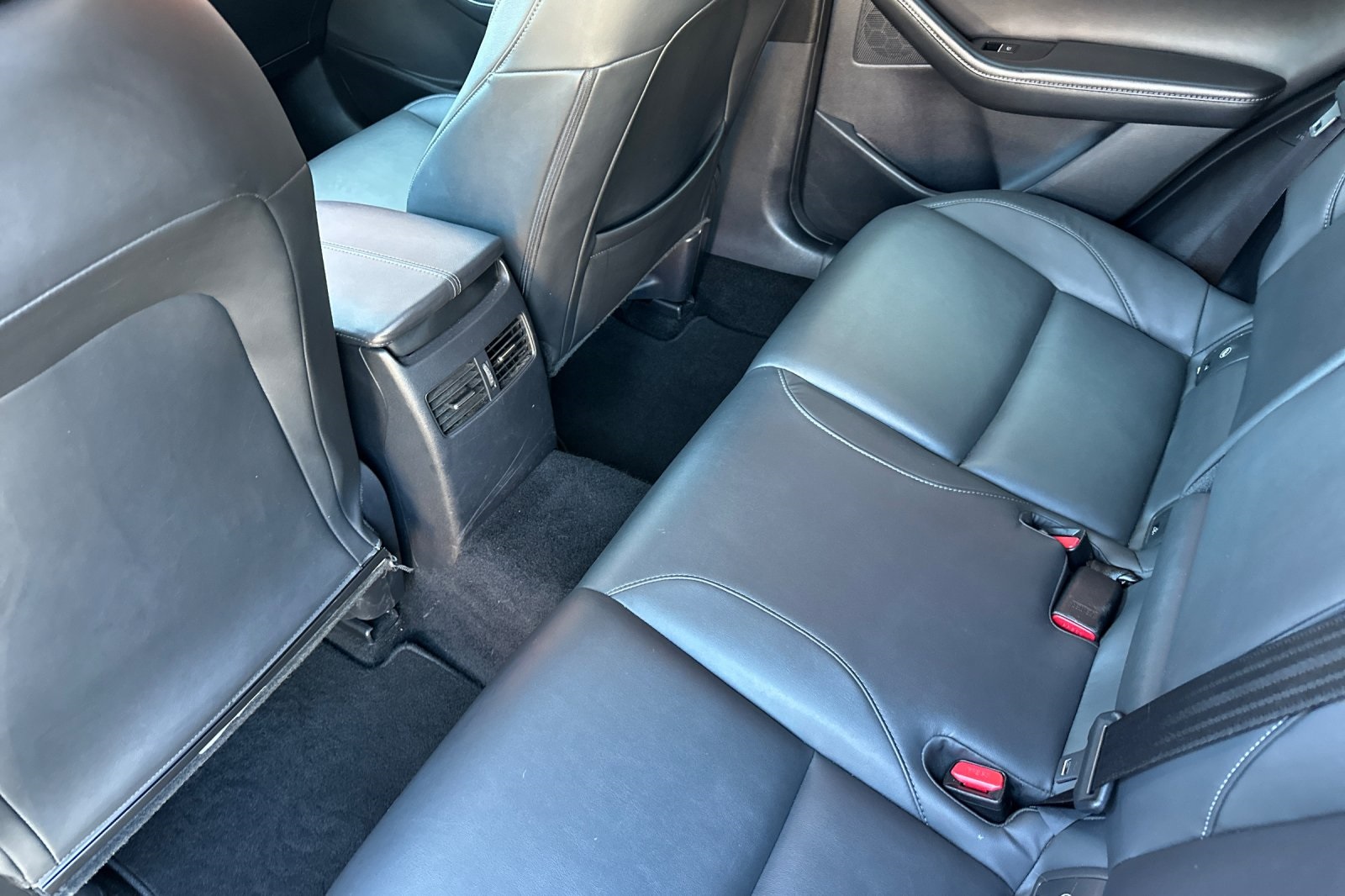 2023 Mazda CX-30 2.5 S Preferred photo 8