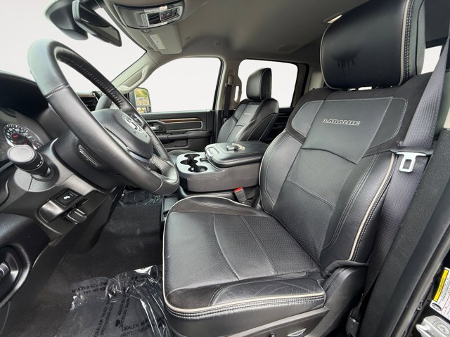 2024 Ram 2500 Laramie photo 10