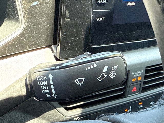 2025 Volkswagen Jetta 1.5T SE photo 34