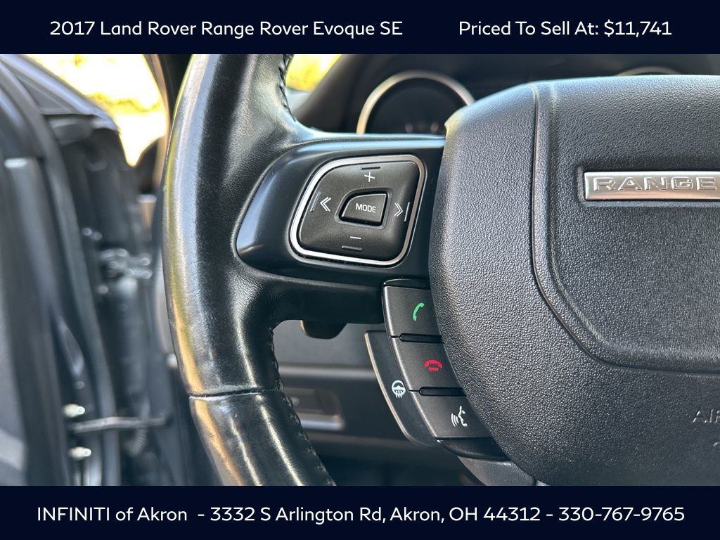 2017 Land Rover Range Rover Evoque SE photo 40