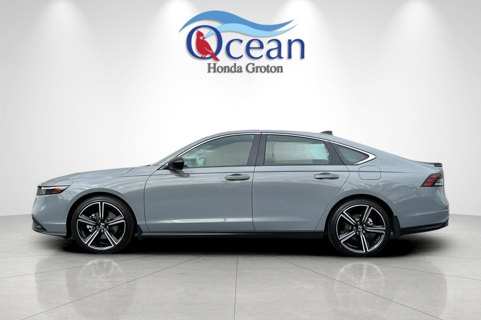 2025 Honda Accord Hybrid Sport photo 2