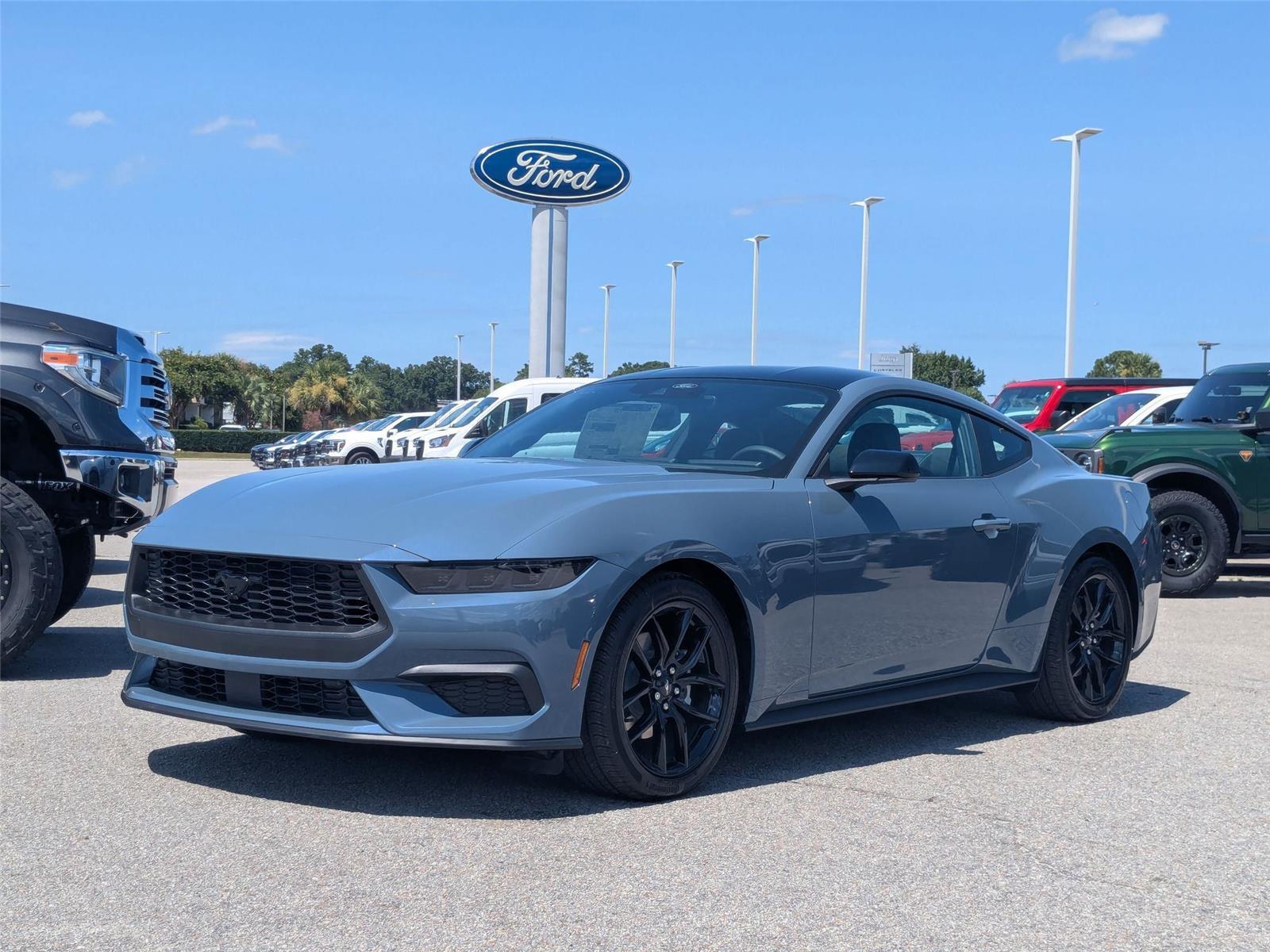 2025 Ford Mustang EcoBoost's photo