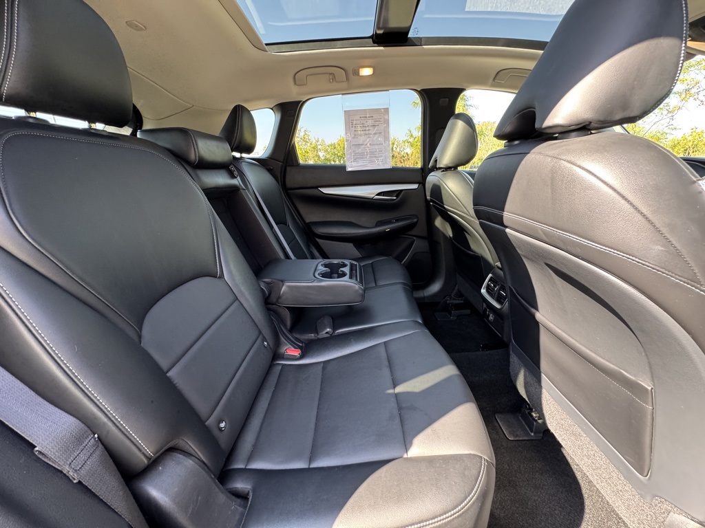 2021 Infiniti QX50 Luxe photo 25
