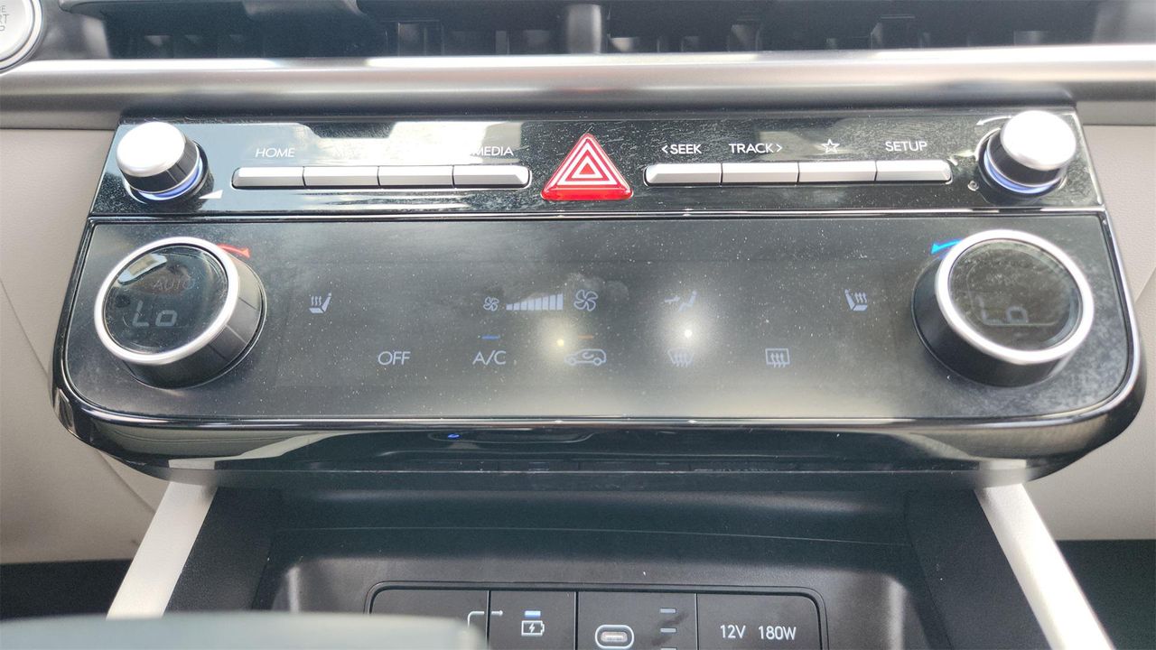 2025 Hyundai Tucson SEL Convenience photo 14
