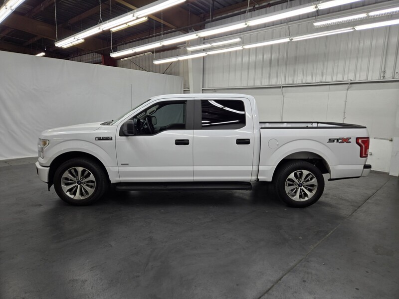 2017 Ford F-150 XL photo 2