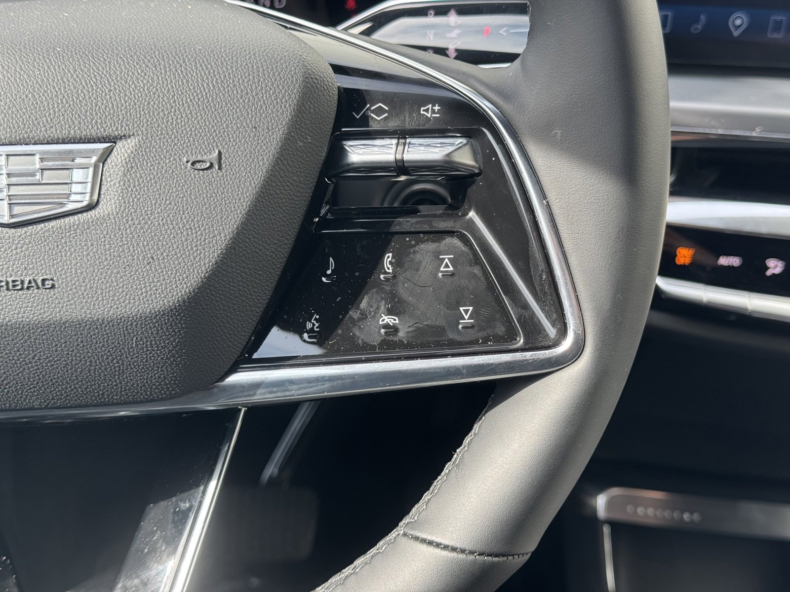 2025 Cadillac Lyriq Luxury photo 17