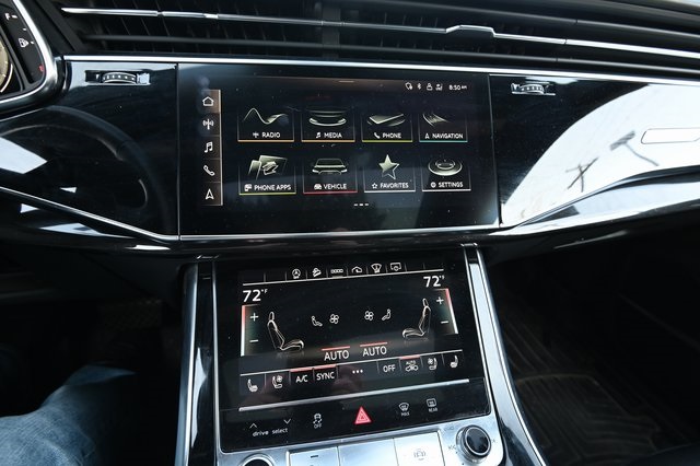2021 Audi Q8 55 Prestige photo 7