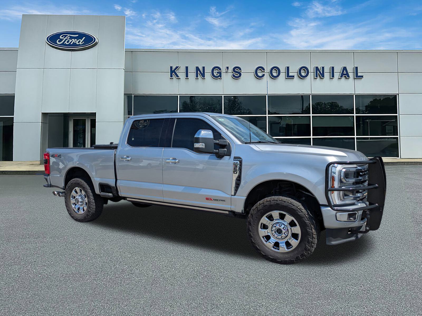2024 Ford F-350 Super Duty Platinum's photo