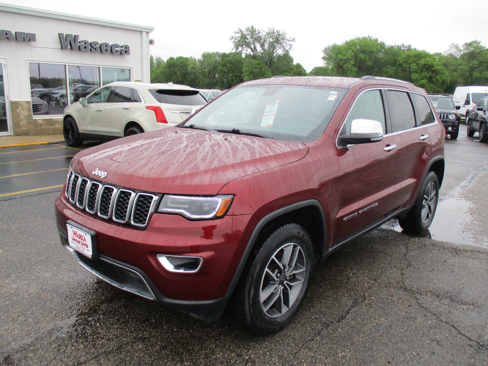 Used 2019 Jeep Grand Cherokee Limited with VIN 1C4RJFBG6KC612285 for sale in Waseca, Minnesota