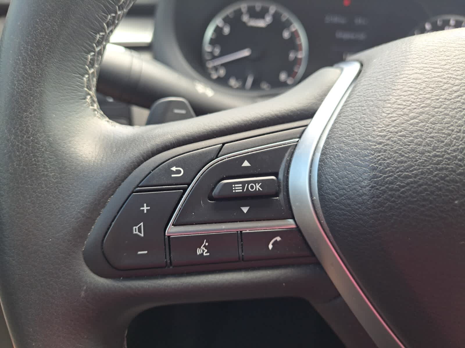 2023 Infiniti QX50 Luxe photo 14
