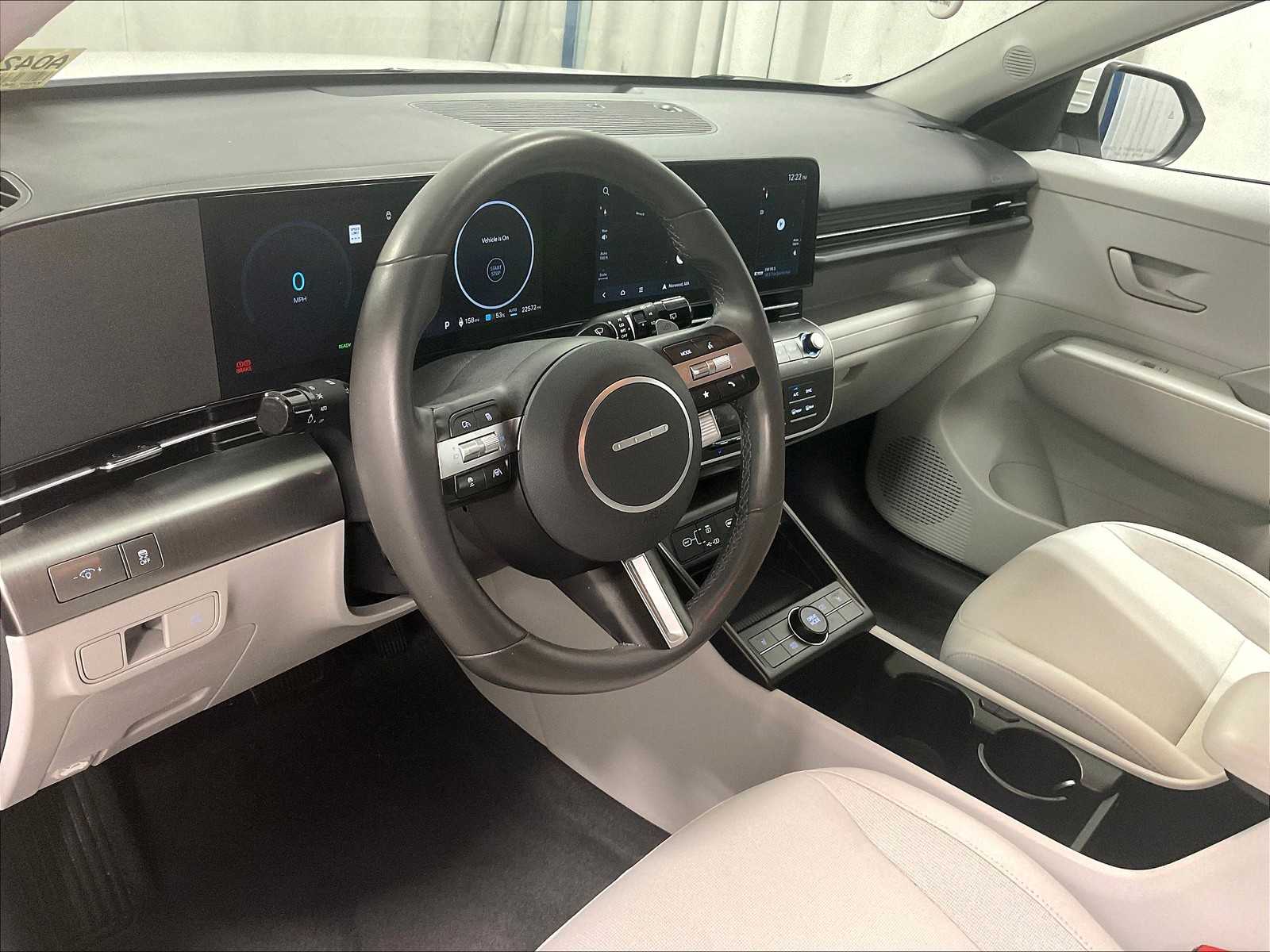 2024 Hyundai Kona Electric SEL photo 8