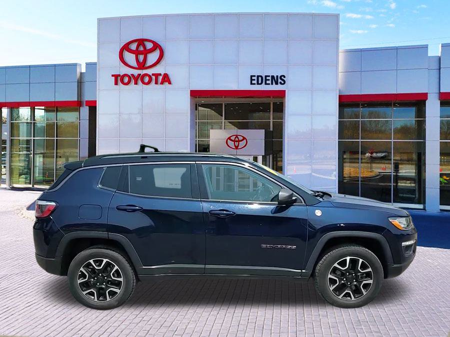 Used 2019 Jeep Compass Trailhawk with VIN 3C4NJDDB2KT785472 for sale in Northbrook, IL