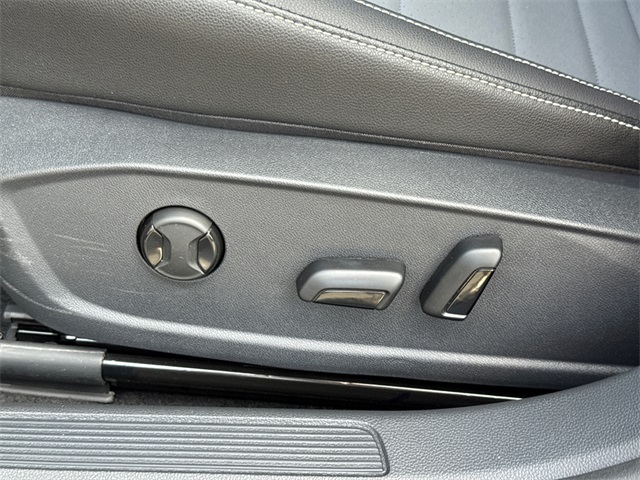 2025 Volkswagen Jetta 1.5T SE photo 22