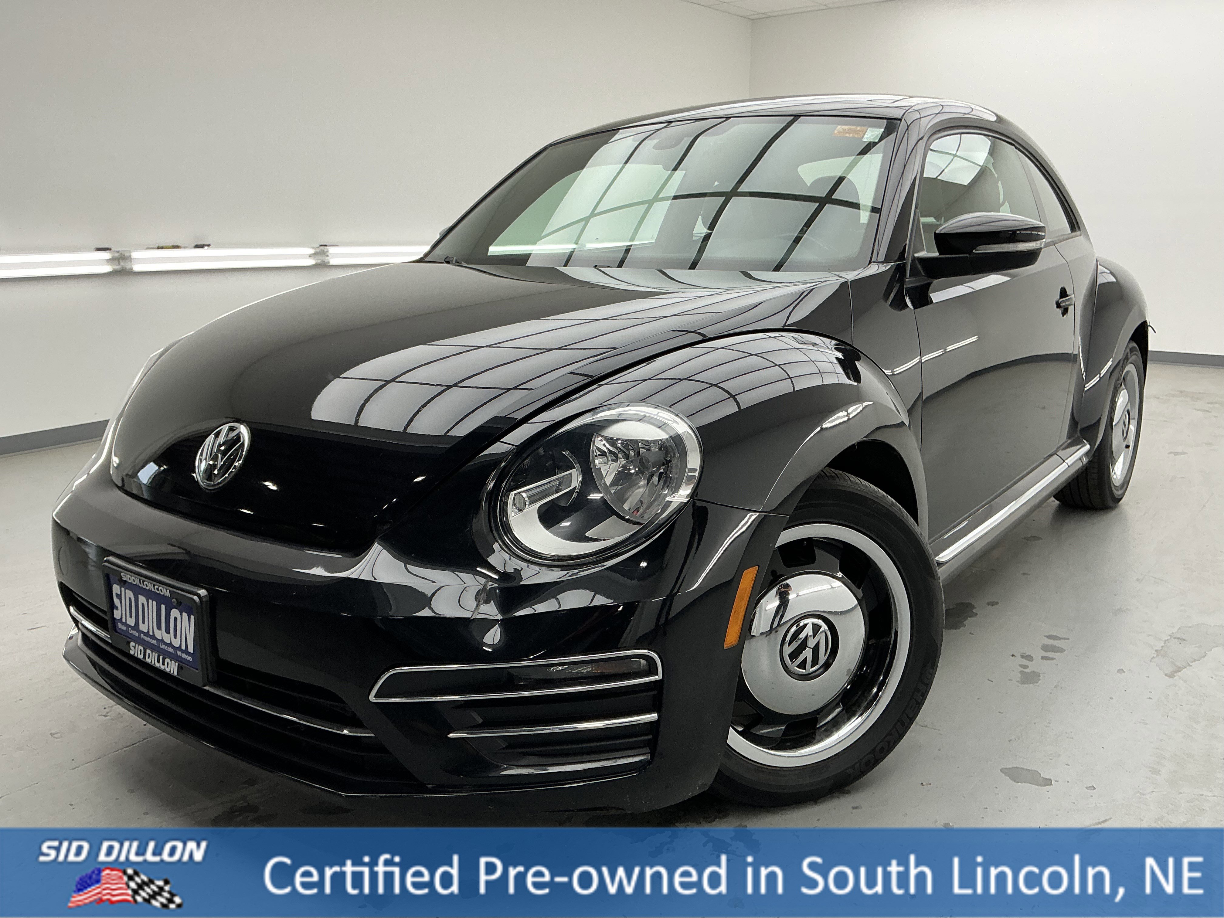 2018 Volkswagen Beetle Coast's photo