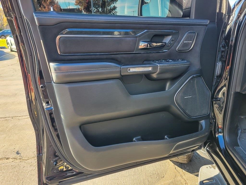 2021 RAM 1500 - Image 16