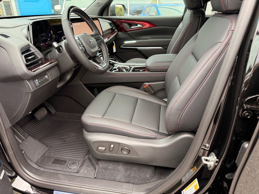 2026 Chevrolet Traverse Z71 photo 5