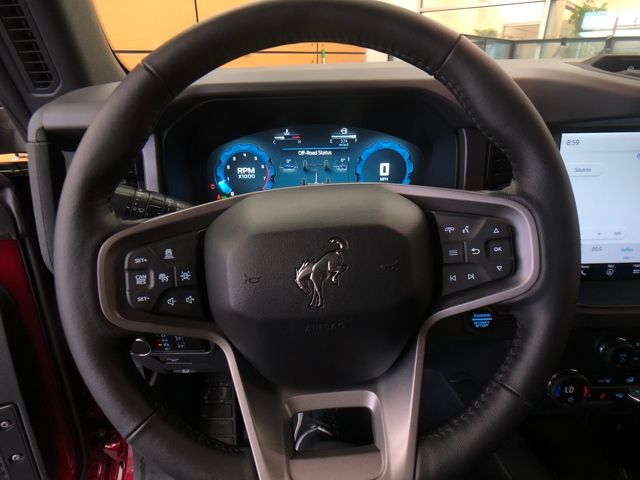 2025 Ford Bronco Badlands photo 13