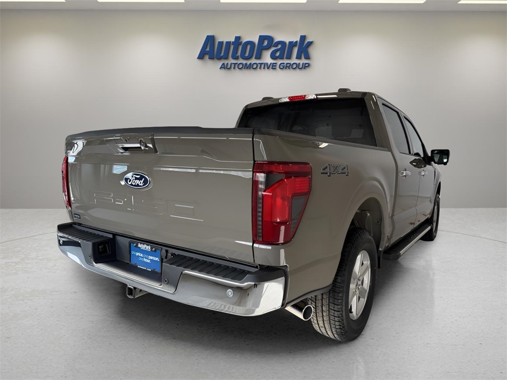 2025 Ford F-150 XLT photo 3